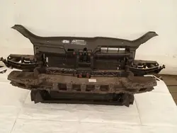 Barra de reforço frontal VW Jetta Golf V