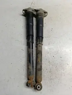 Amortecedores traseiros Audi Q2 16-19 OEM 5Q0513029ME