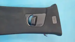 Cubierta pilar B Mercedes OEM A2956907202 Lado derecho