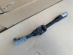Rattstolpskors OEM 6868589 för Dodge Charger