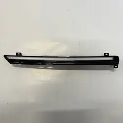 VW Golf 8 Oikea Grill LED Nauha OEM 5H0941654E