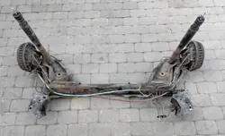 Poutre Suspension Arrière CAPTUR BELKA ZAWIESZENIA
