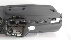 BMW X1 F48 instrumentpanel svart mitthögtalare OEM