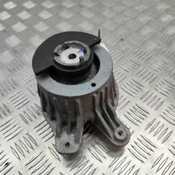 Linker Motorsteun Mercedes W213 A2132400500