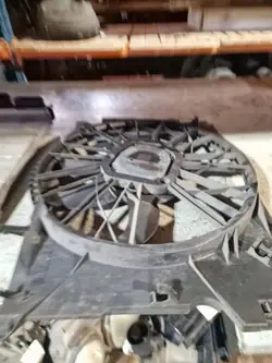 OEM 1137328108 Tuuletinvahvistustanko Mercedes SL R230