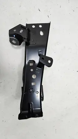 Support d'aile gauche Mazda 6 GJ GHP9-52-240D