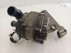 Bomba de agua Maserati OEM 670005347 para Levante 3.0 V6