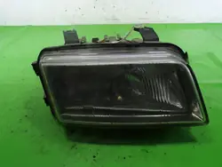 AUDI A4 B5 Faro Derecho 8D0941030B
