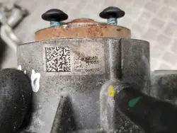 Pompe à eau Audi Q5 SQ5 OEM 06M013D - Occasion