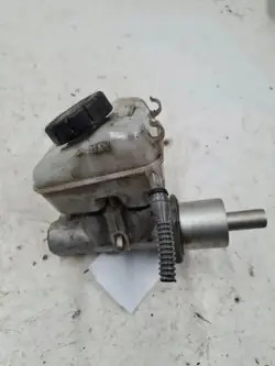 Begagnad bromscylinder OEM 5571L för Opel Zafira A
