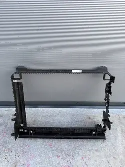Kylarram OEM JA24005OXA1 för Jaguar F-Pace