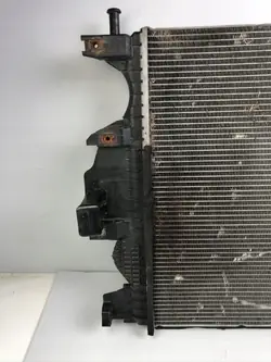 Ford OE DG93-80050-BC Wasserkühler - Gebraucht