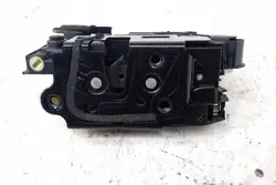 Bakre vänstra dörrlås SKODA YETI 5K4839015F