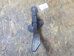 Pédale d'accélérateur Isuzu D-Max OEM 8983793050 - Occasion