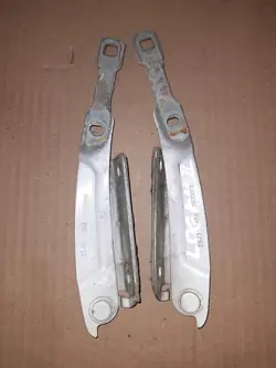 Dacia OE 654009401R Bisagra de Capó Derecha