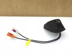 Kattoantennipistorasia OEM 9808547080 001 - Käytetty