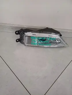 Phare Halogène Gauche OEM 5NA941699A pour VW Tiguan