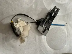 Cerradura de puerta OEM 8J1837015A para Audi A4 Q3 Q5 Q7
