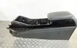 Kia OE FOB14059 Konsolin käsinoja Sorentolle 2019
