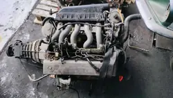 Mercedes W124 2.5 Diesel Moottori - Käytetty Kokonaisuus