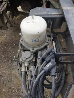 Air Dryer Valve APM Volvo FH FM 4 5 Euro 6 Used