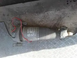 Amortecedor traseiro direito pneumático Audi OE 7L0512345