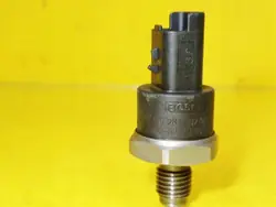 Capteur Pression Carburant OEM DRC101139 Citroen C8
