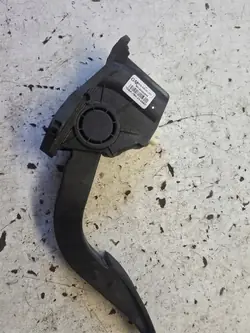 Potenciômetro do pedal do acelerador Opel Mokka X OEM 96892406