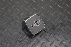 USB AUX-uttag OEM 53249959 för Jeep Compass II
