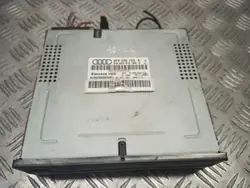 Audi CD-vaihtaja OEM 4F0035769 - Käytetty Kunnossa