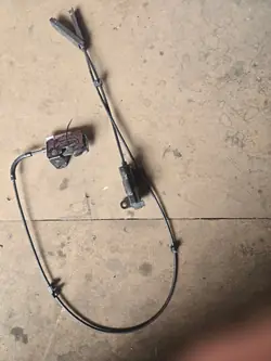 Cable de Cierre del Capó Mercedes OEM A1728800560 W172