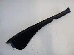 Oikea lokasuojus OEM 84189-N7000 Hyundai Tucson IV:lle