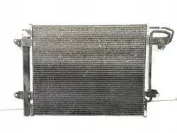 Condenseur AC OEM 1T0 820 411 E pour VW Touran Caddy