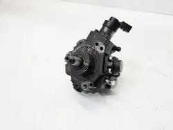 Polttoainepumppu Audi A4 B7 A6 C6 A8 D3 2.7 3.0 TDI 059130755E