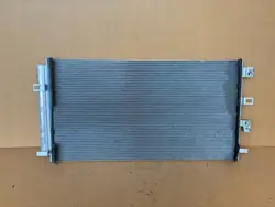 Condenseur AC Ford Kuga III OEM LX61-19710-AA Occasion