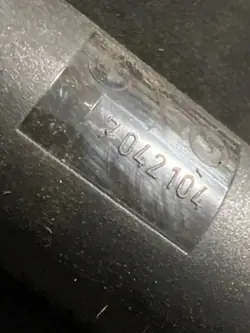 Actionneur de coffre droit OEM 7042104 pour BMW Série 7
