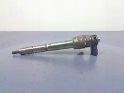 Injecteur OEM 04L130277AE pour Skoda Superb III