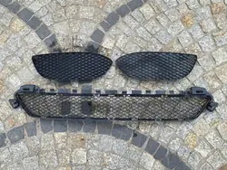 MERCEDES 205 C KLASSEN KÜHLERGRILL LINKS RECHTS 2058850723 2058850823