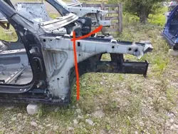 Rechte vordere Kotflügel OEM 7135610 BMW X1 E84