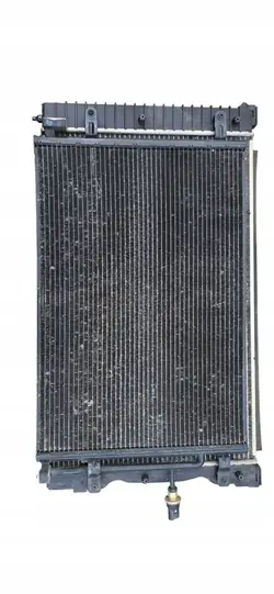 AUDI A4 B7 2.0 TFSI Radiateur d'Eau 8E0121251AE