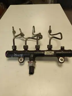 Rail de combustível Peugeot Citroen Ford 2.0 HDI OE 1570n5
