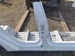 Pilar Central Direito Tesla Model S - Usado