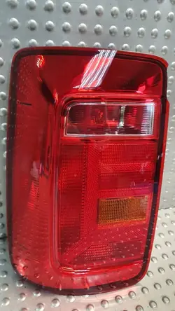 Luz Trasera Izquierda VW Caddy III 15- 2K1945095Q