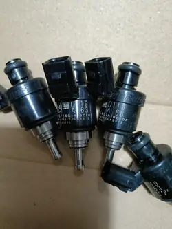 Injecteur Keihin KN-9 A63 63cc - État Utilisé
