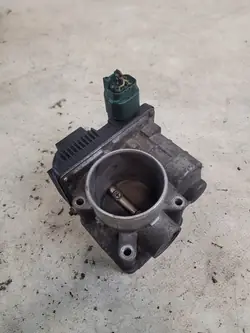 Cuerpo de aceleración Nissan Primera P12 1.8B OE SERA576-01