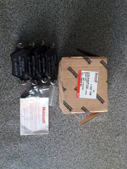 Pastillas de freno traseras OEM 1227108 para Ford Mondeo 00-04