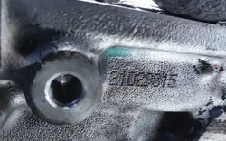 Toyota Sylinterikansi OEM 21D29015 - Käytetty