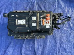 Batterie OEM 9847232080 pour Peugeot 308 III Hybride 1.6 THP