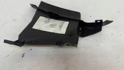 Bromskylningsluftintag fram höger OEM 8W0121764L