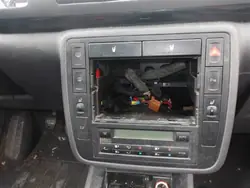 OEM 7M3858069G Radio-ram DIN 2 Dryckeshållare VW